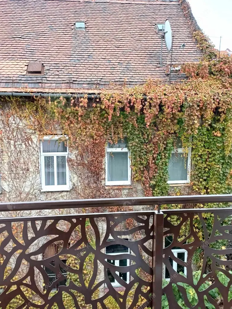 Kiadó albérlet 270000 Ft/hó áron: Budapest, VIII. kerület  Tolnai Lajos utca. Mérete: 43 nm, 2 szobás | Alberlet.hu - 6540986