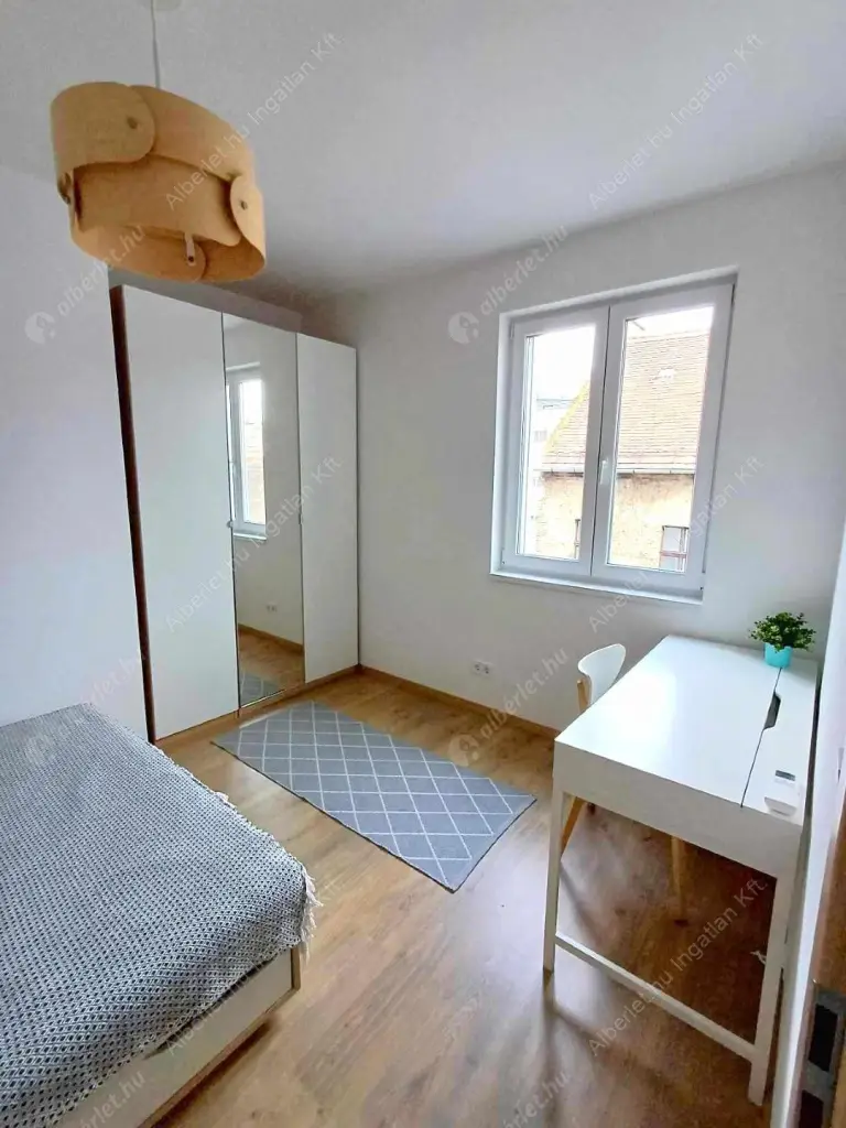 Kiadó albérlet 270000 Ft/hó áron: Budapest, VIII. kerület  Tolnai Lajos utca. Mérete: 43 nm, 2 szobás | Alberlet.hu - 6540988