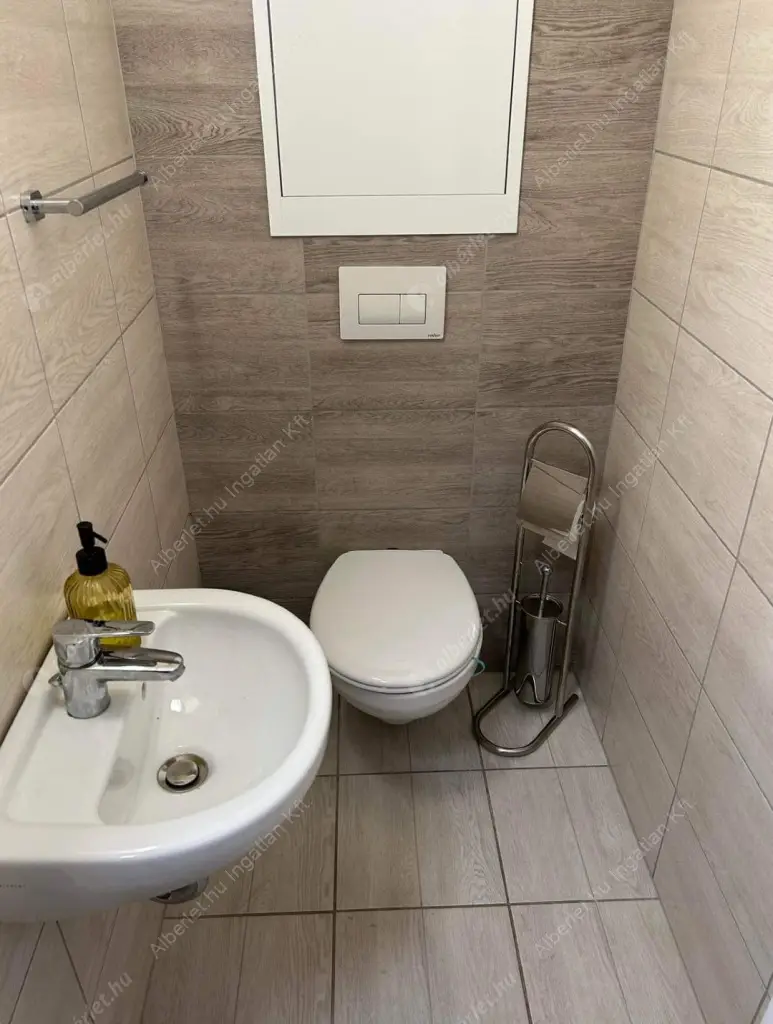 Kiadó albérlet 270000 Ft/hó áron: Budapest, VIII. kerület  Tömő utca. Mérete: 45 nm, 1 szobás | Alberlet.hu - 6577852