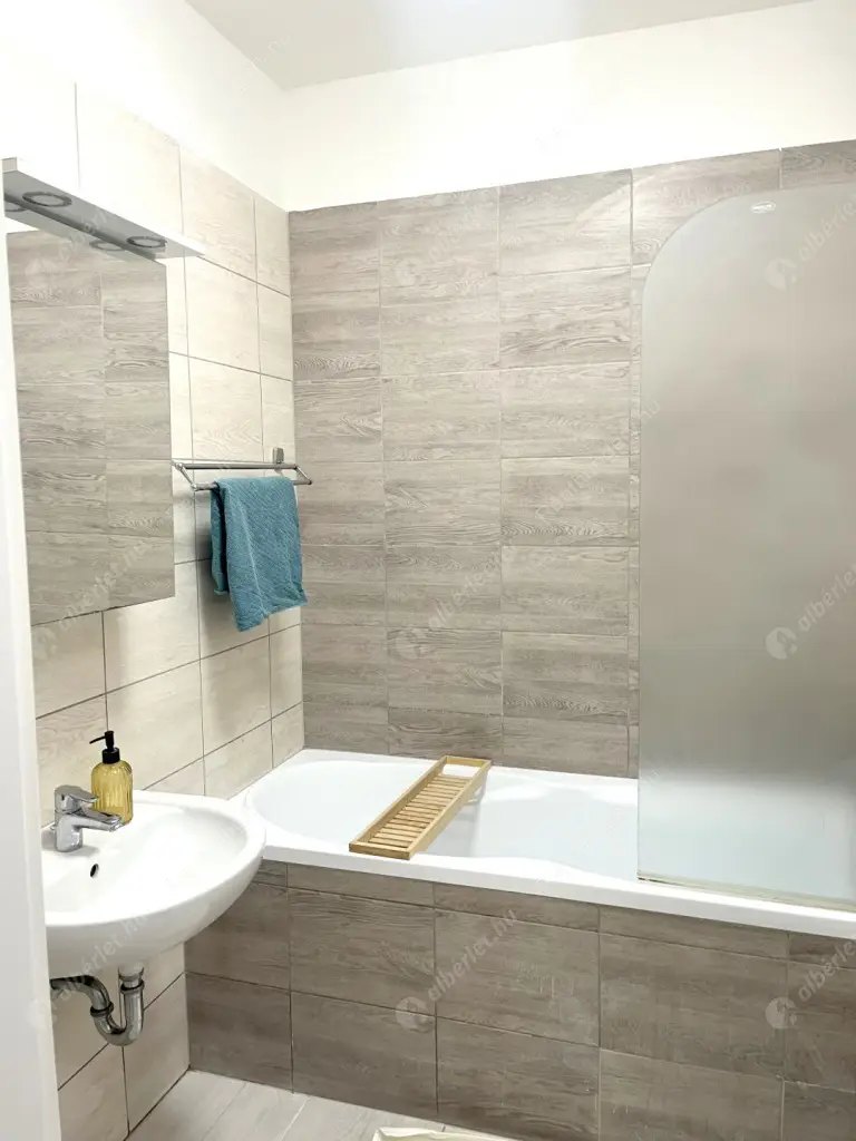 Kiadó albérlet 270000 Ft/hó áron: Budapest, VIII. kerület  Tömő utca. Mérete: 45 nm, 2 szobás | Alberlet.hu - 6595933