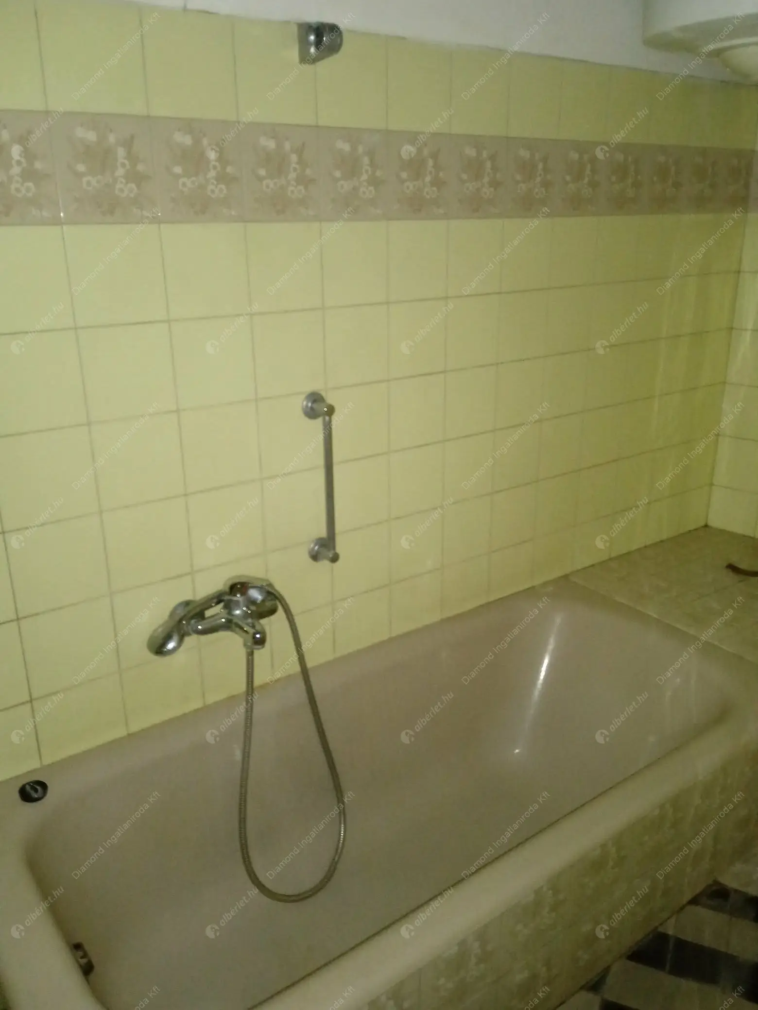 Kiadó albérlet 400000 Ft/hó áron: Budapest, VIII. kerület  Üllői út. Mérete: 100 nm, 3 szobás | Alberlet.hu - 6607119