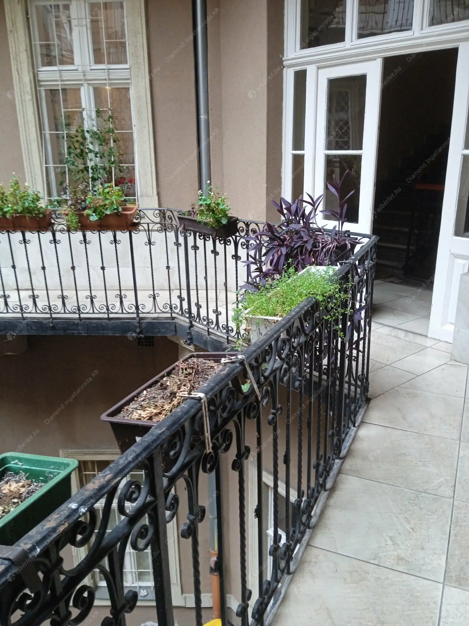 Kiadó albérlet 400000 Ft/hó áron: Budapest, VIII. kerület  Üllői út. Mérete: 100 nm, 3 szobás | Alberlet.hu - 6607120