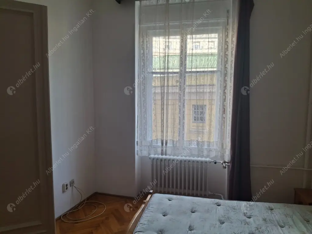 Kiadó albérlet 300000 Ft/hó áron: Budapest, VIII. kerület  Üllői út. Mérete: 90 nm, 3 szobás | Alberlet.hu - 6566240