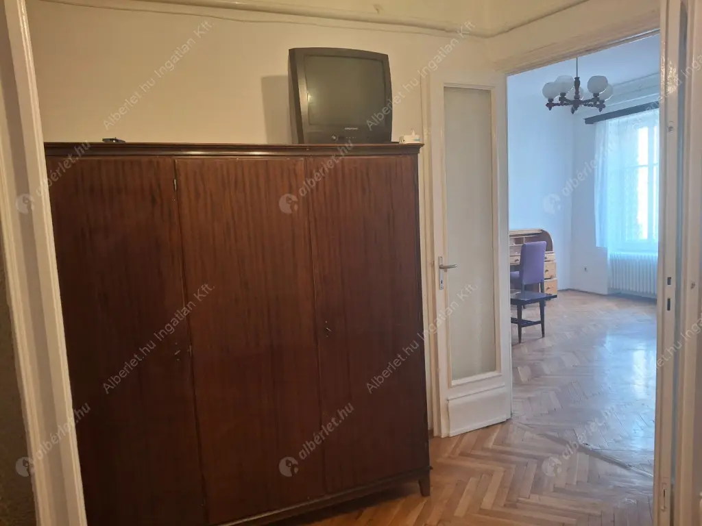 Kiadó albérlet 300000 Ft/hó áron: Budapest, VIII. kerület  Üllői út. Mérete: 90 nm, 3 szobás | Alberlet.hu - 6566241