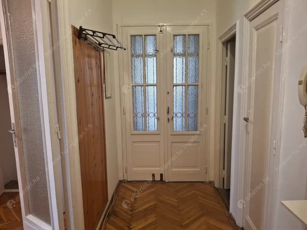 Kiadó albérlet 300000 Ft/hó áron: Budapest, VIII. kerület  Üllői út. Mérete: 90 nm, 3 szobás | Alberlet.hu - 6566244