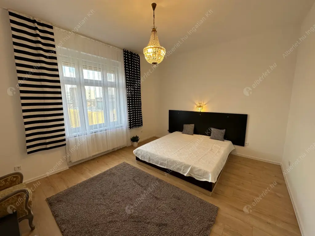 Kiadó albérlet 370000 Ft/hó áron: Budapest, VIII. kerület  Vajda Péter utca. Mérete: 94 nm, 3 szobás | Alberlet.hu - 6581058