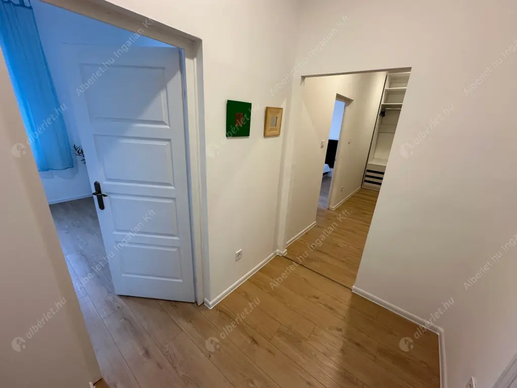 Kiadó albérlet 350000 Ft/hó áron: Budapest, VIII. kerület  Vajda Péter utca. Mérete: 94 nm, 3 szobás | Alberlet.hu - 6590292
