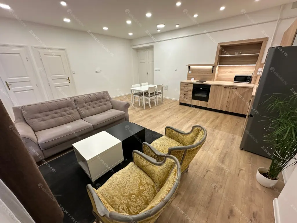 Kiadó albérlet 380000 Ft/hó áron: Budapest, VIII. kerület  Vajda Péter utca. Mérete: 94 nm, 3 szobás | Alberlet.hu - 6682029