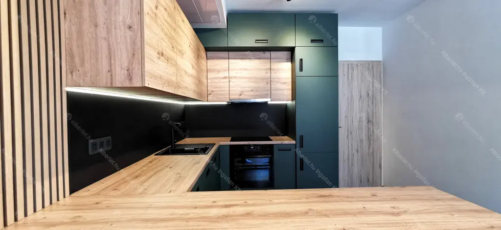 Kiadó albérlet 300000 Ft/hó áron: Budapest, VIII. kerület  Vajdahunyad utca. Mérete: 39 nm, 2 szobás | Alberlet.hu - 6642297