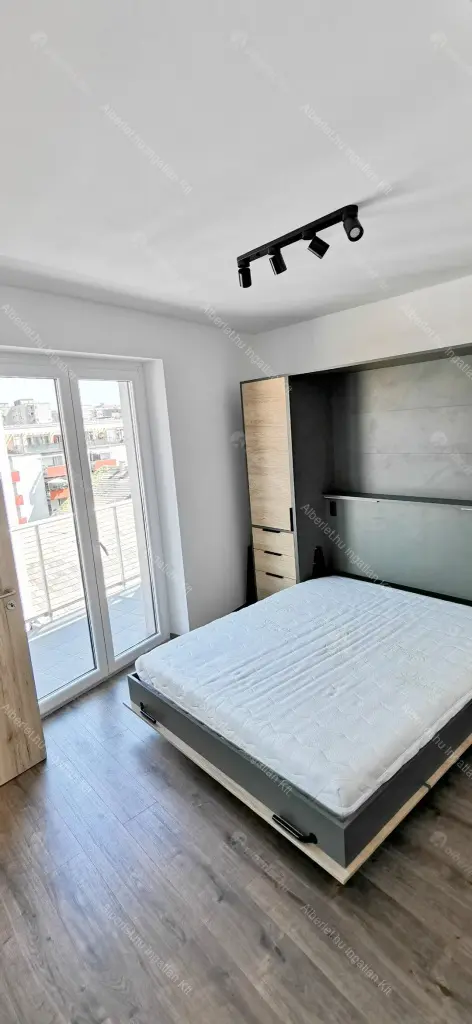 Kiadó albérlet 300000 Ft/hó áron: Budapest, VIII. kerület  Vajdahunyad utca. Mérete: 39 nm, 2 szobás | Alberlet.hu - 6643850