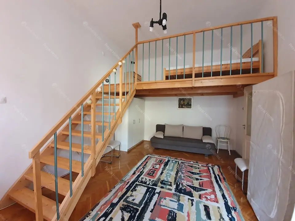 Kiadó albérlet 190000 Ft/hó áron: Budapest, VIII. kerület  Vas utca. Mérete: 34 nm, 1 szobás | Alberlet.hu - 5394184