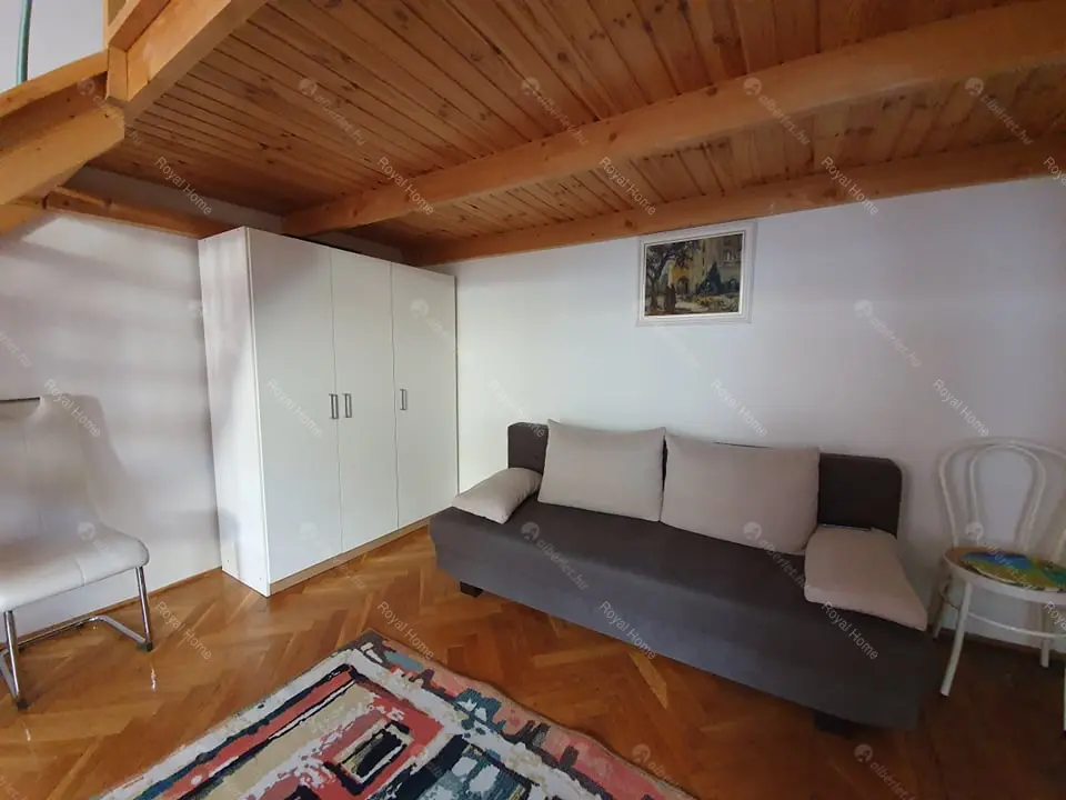 Kiadó albérlet 190000 Ft/hó áron: Budapest, VIII. kerület  Vas utca. Mérete: 34 nm, 1 szobás | Alberlet.hu - 5394186