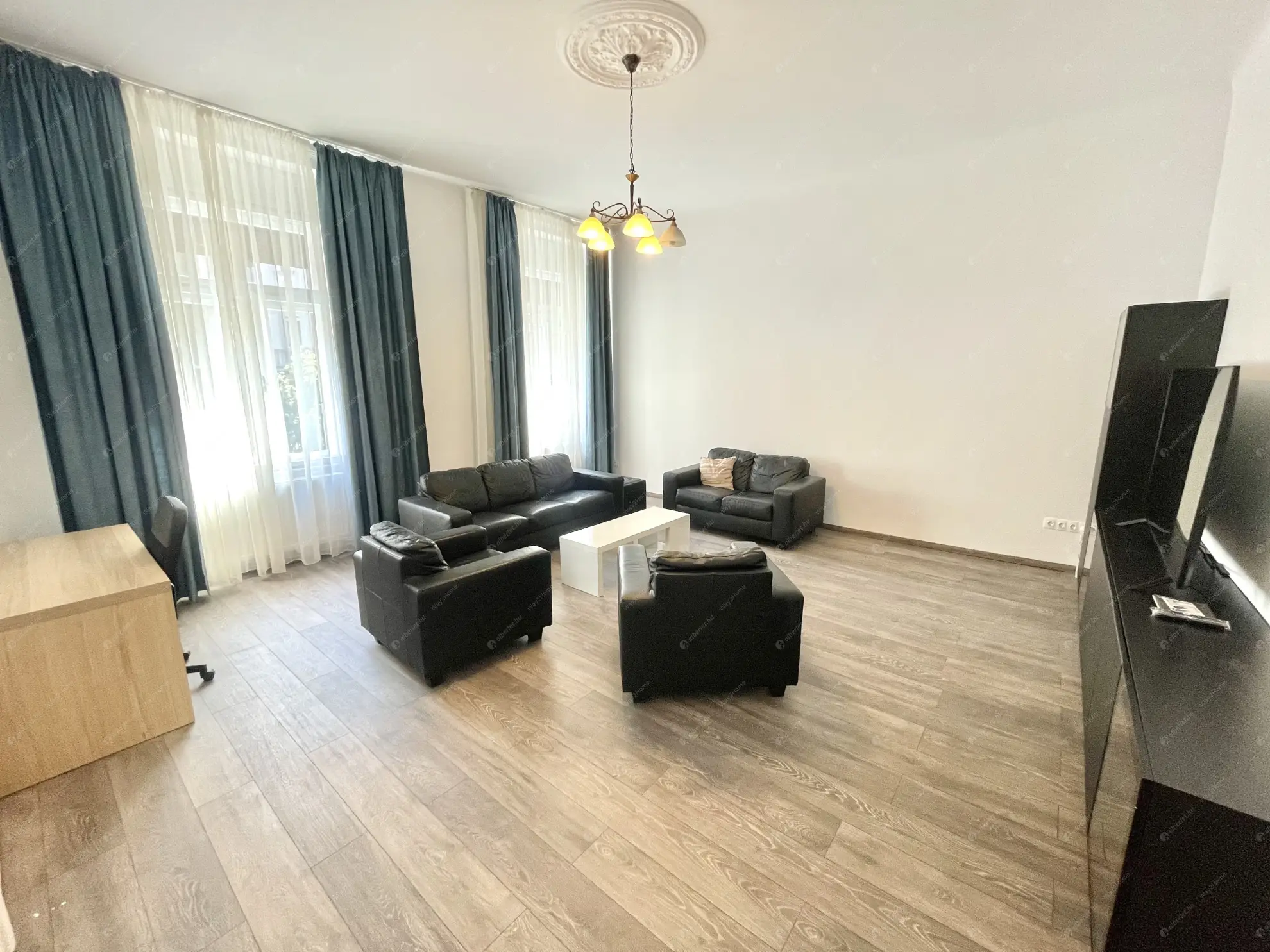 Kiadó albérlet 260000 Ft/hó áron: Budapest, VIII. kerület  Vas utca. Mérete: 70 nm, 2 szobás | Alberlet.hu - 6627702