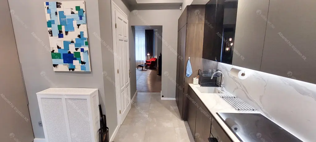 Kiadó albérlet 350000 Ft/hó áron: Budapest, VIII. kerület  Vas utca. Mérete: 74 nm, 2 szobás | Alberlet.hu - 6707627