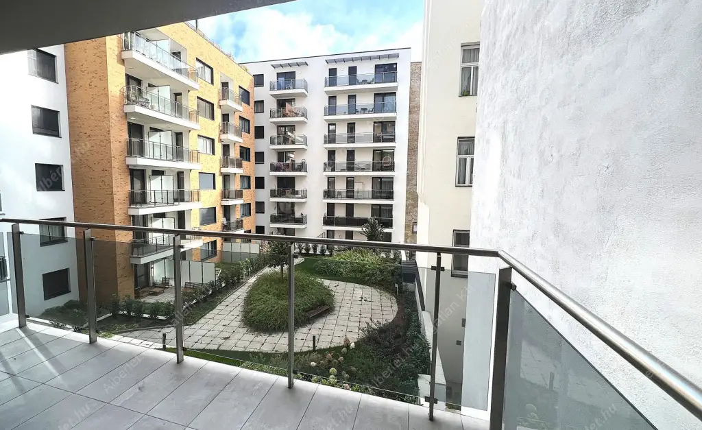 Kiadó albérlet 240000 Ft/hó áron: Budapest, VIII. kerület  Víg utca. Mérete: 32 nm, 1 szobás | Alberlet.hu - 6558604