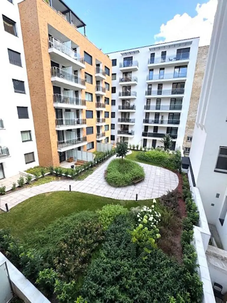 Kiadó albérlet 240000 Ft/hó áron: Budapest, VIII. kerület  Víg utca. Mérete: 32 nm, 1 szobás | Alberlet.hu - 6558606