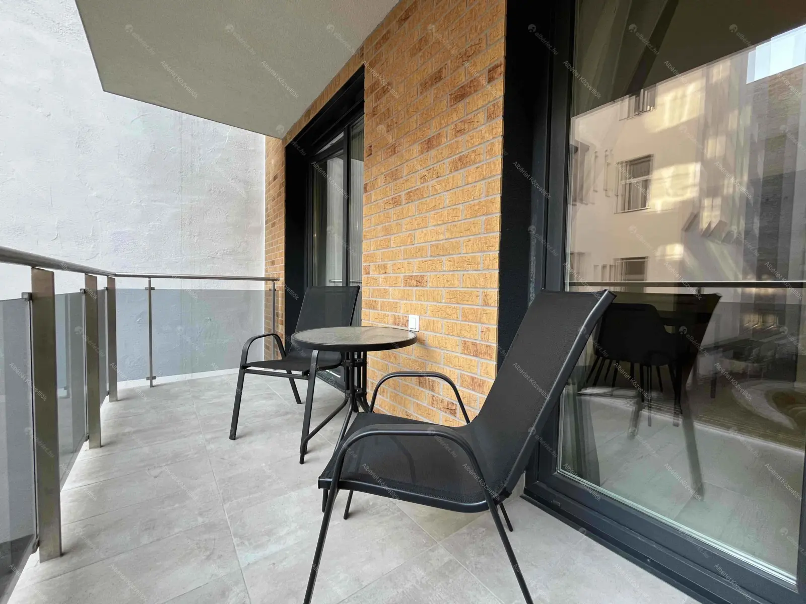 Kiadó albérlet 210000 Ft/hó áron: Budapest, VIII. kerület  Víg utca. Mérete: 32 nm, 1 szobás | Alberlet.hu - 6659576