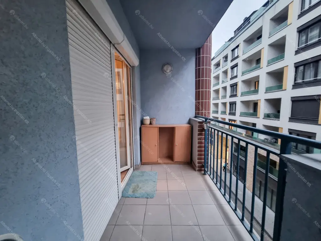 Kiadó albérlet 220000 Ft/hó áron: Budapest, VIII. kerület  Víg utca. Mérete: 52 nm, 1 szobás | Alberlet.hu - 6648108