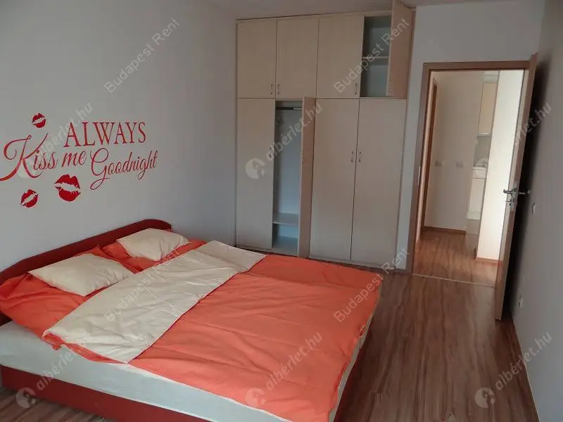 Kiadó albérlet 360000 Ft/hó áron: Budapest, VIII. kerület  Víg utca. Mérete: 75 nm, 3 szobás | Alberlet.hu - 6038589