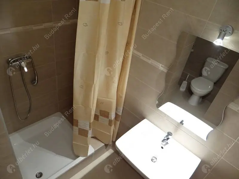 Kiadó albérlet 360000 Ft/hó áron: Budapest, VIII. kerület  Víg utca. Mérete: 75 nm, 3 szobás | Alberlet.hu - 6038592