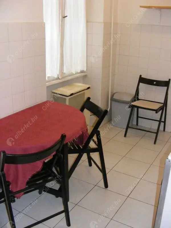 Kiadó albérlet 220000 Ft/hó áron: Budapest, VIII. kerület  Víg utca. Mérete: 80 nm, 2 szobás | Alberlet.hu - 6569712