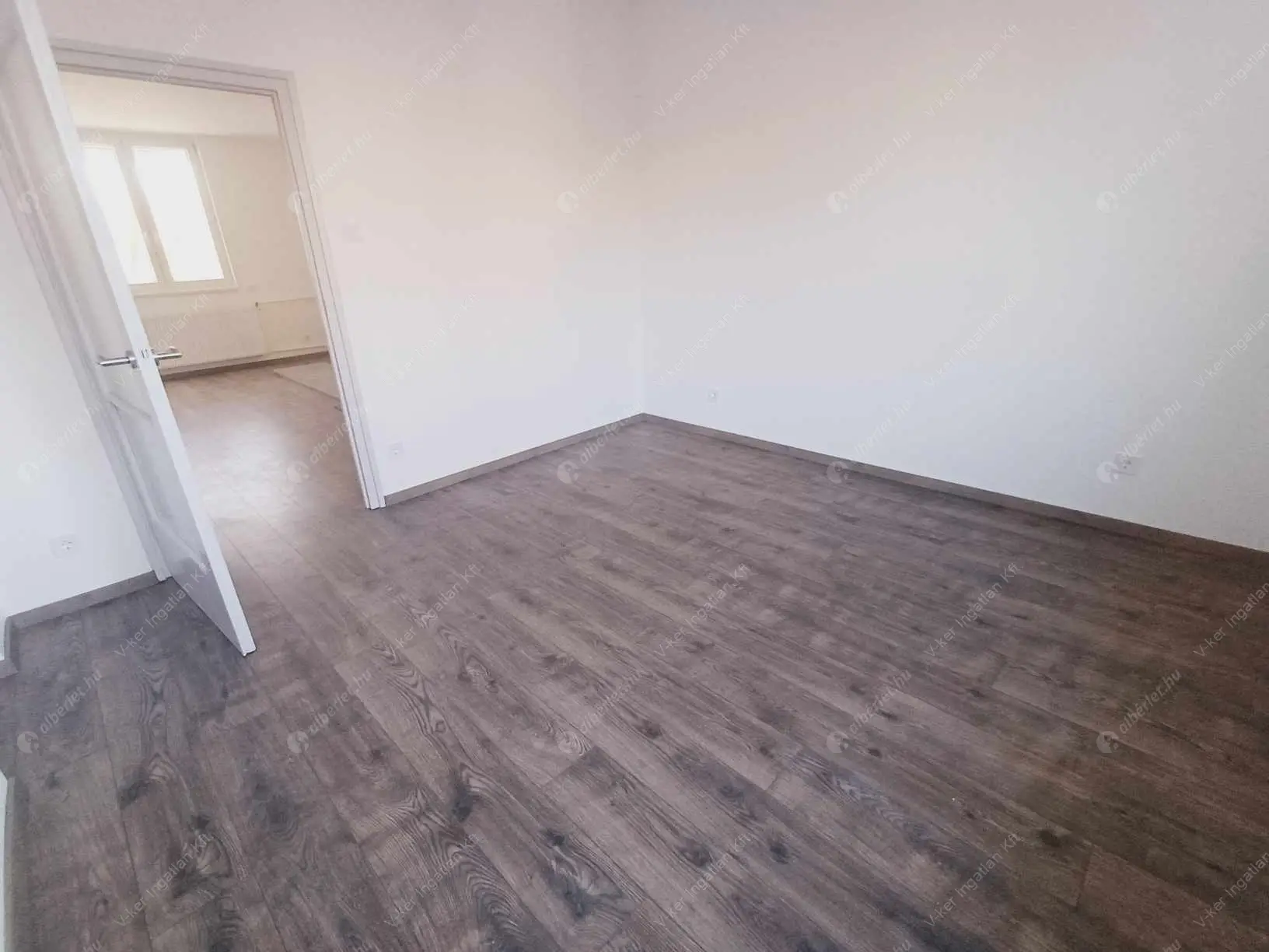 Kiadó albérlet 200000 Ft/hó áron: Budapest, X. kerület  Bebek út. Mérete: 54 nm, 2 szobás | Alberlet.hu - 6169708