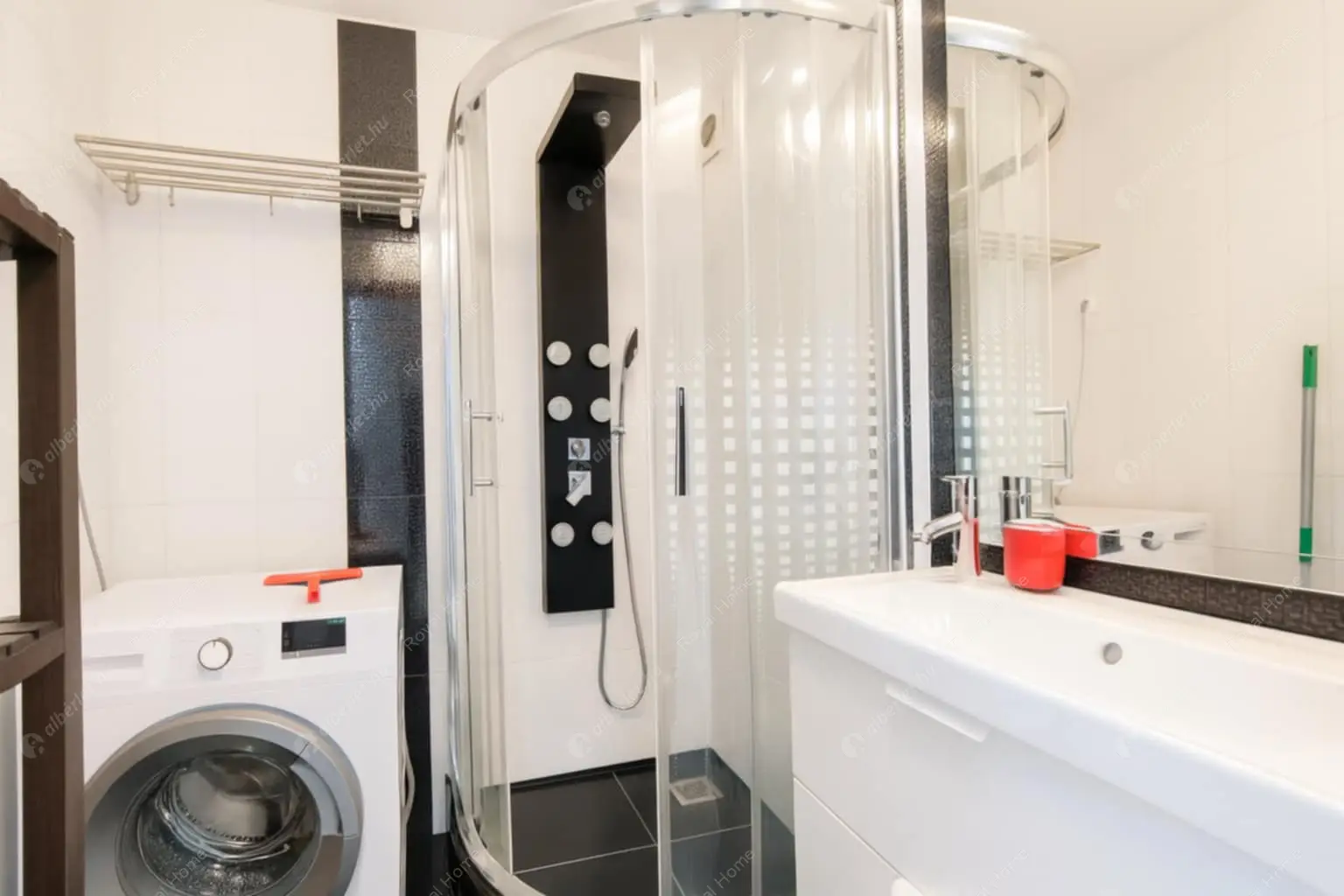 Kiadó albérlet 249000 Ft/hó áron: Budapest, X. kerület  Bihari utca. Mérete: 65 nm, 3 szobás | Alberlet.hu - 6604009