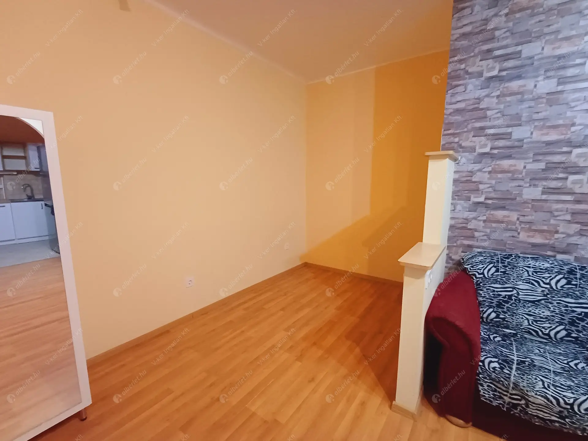 Kiadó albérlet 160000 Ft/hó áron: Budapest, X. kerület  Csilla utca. Mérete: 35 nm, 1 szobás | Alberlet.hu - 6346861