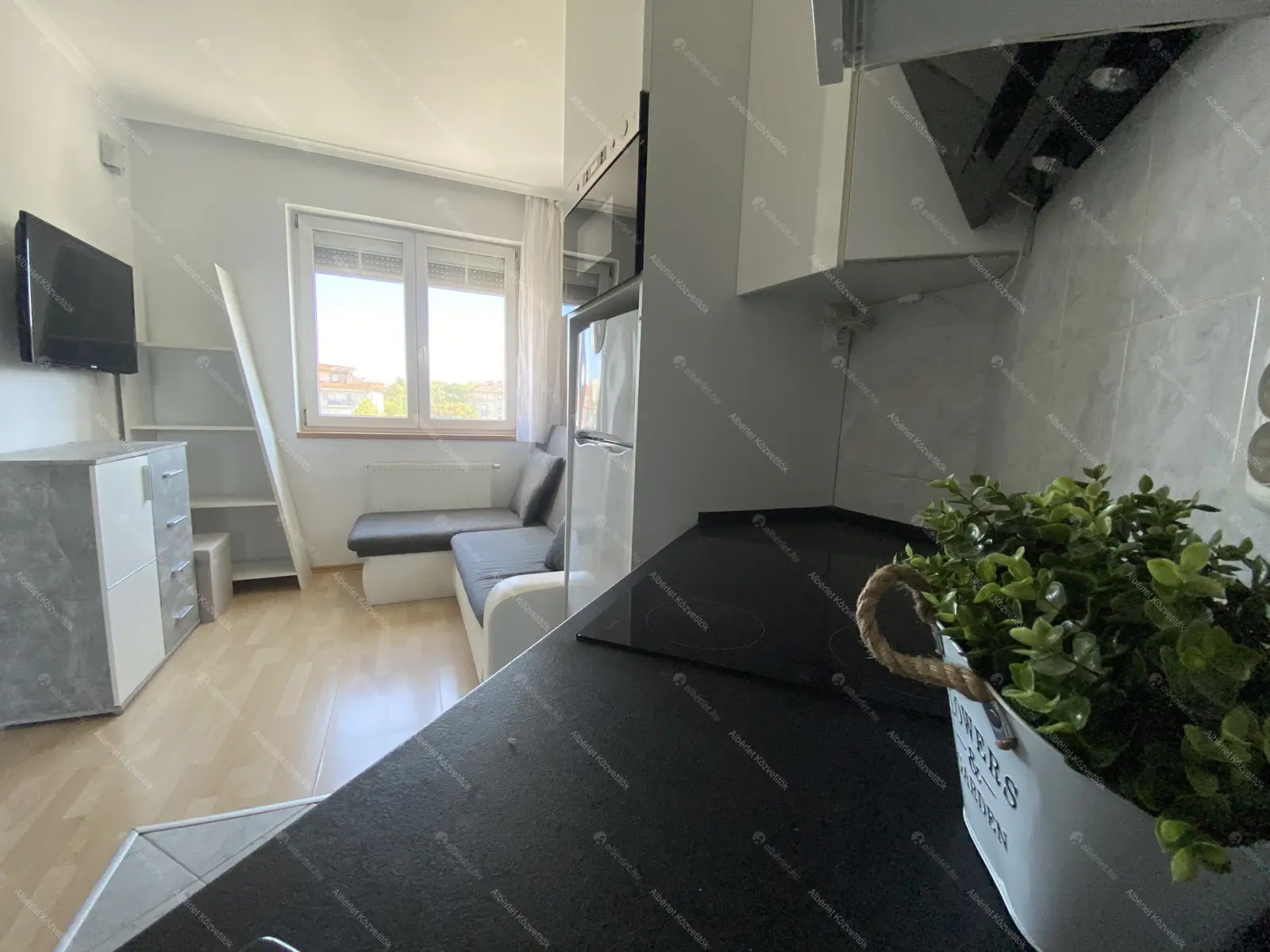 Kiadó albérlet 200000 Ft/hó áron: Budapest, X. kerület  Gergely utca. Mérete: 34 nm, 1 szobás | Alberlet.hu - 6052898