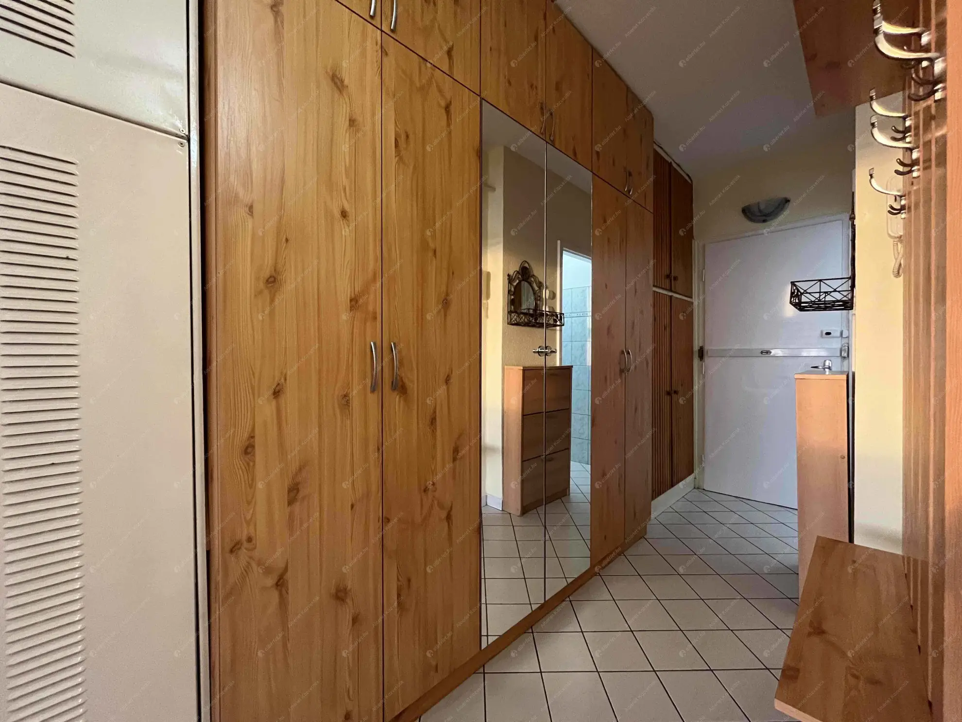 Kiadó albérlet 165000 Ft/hó áron: Budapest, X. kerület  Hang utca. Mérete: 36 nm, 1 szobás | Alberlet.hu - 6616774