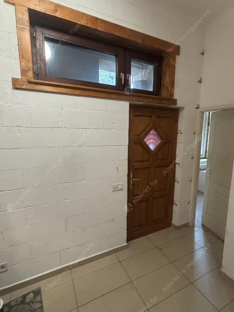 Kiadó albérlet 270000 Ft/hó áron: Budapest, X. kerület  Hölgy utca. Mérete: 82 nm, 3 szobás | Alberlet.hu - 6595673
