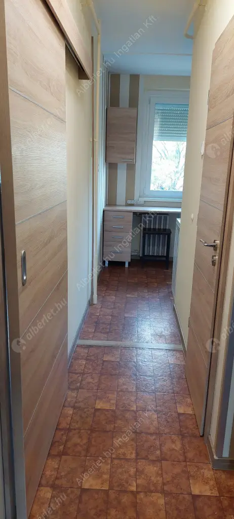 Kiadó albérlet 180000 Ft/hó áron: Budapest, X. kerület  Kőbányai út. Mérete: 34 nm, 1 szobás | Alberlet.hu - 6541224