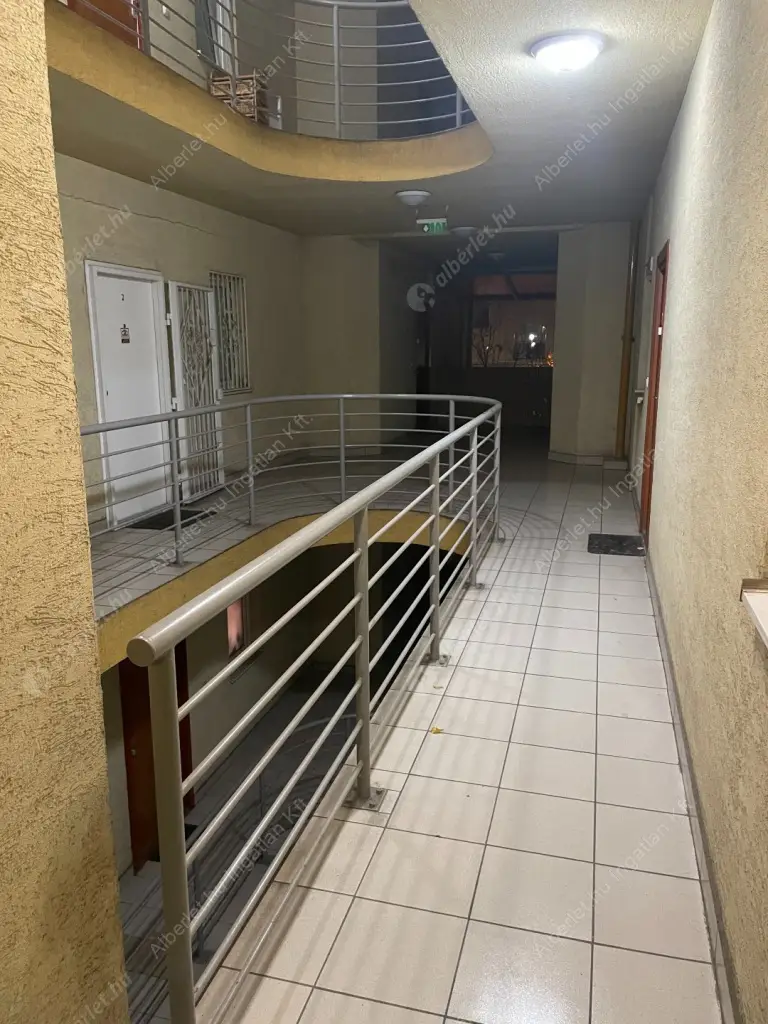 Kiadó albérlet 200000 Ft/hó áron: Budapest, X. kerület  Kőbányai út. Mérete: 46 nm, 1 szobás | Alberlet.hu - 6615871