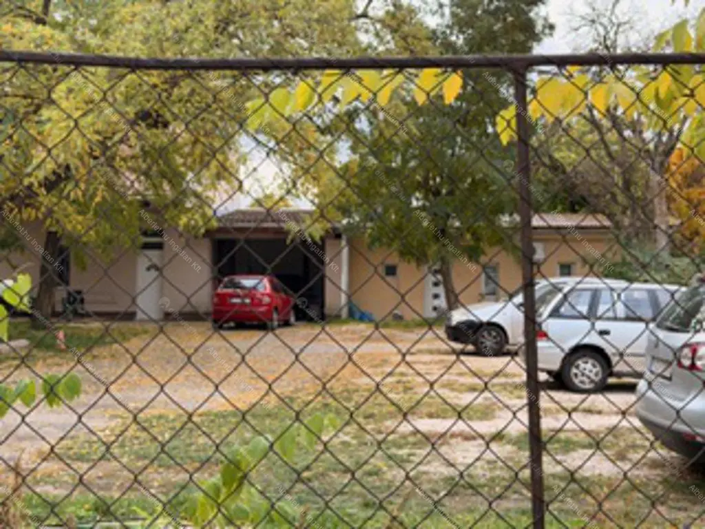 Kiadó albérlet 180000 Ft/hó áron: Budapest, X. kerület  Korall utca. Mérete: 25 nm, 1 szobás | Alberlet.hu - 6675258