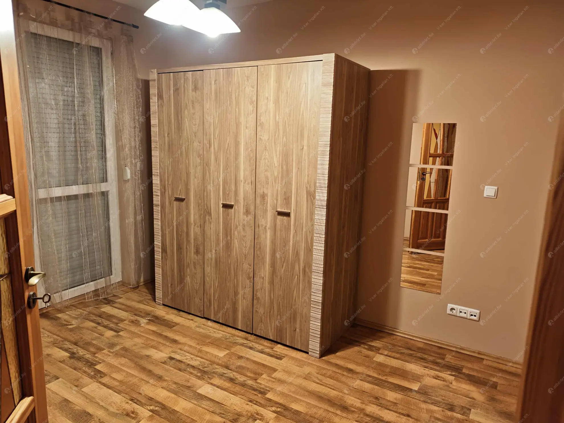 Kiadó albérlet 220000 Ft/hó áron: Budapest, X. kerület  Lámpagyár utca. Mérete: 65 nm, 3 szobás | Alberlet.hu - 6586422