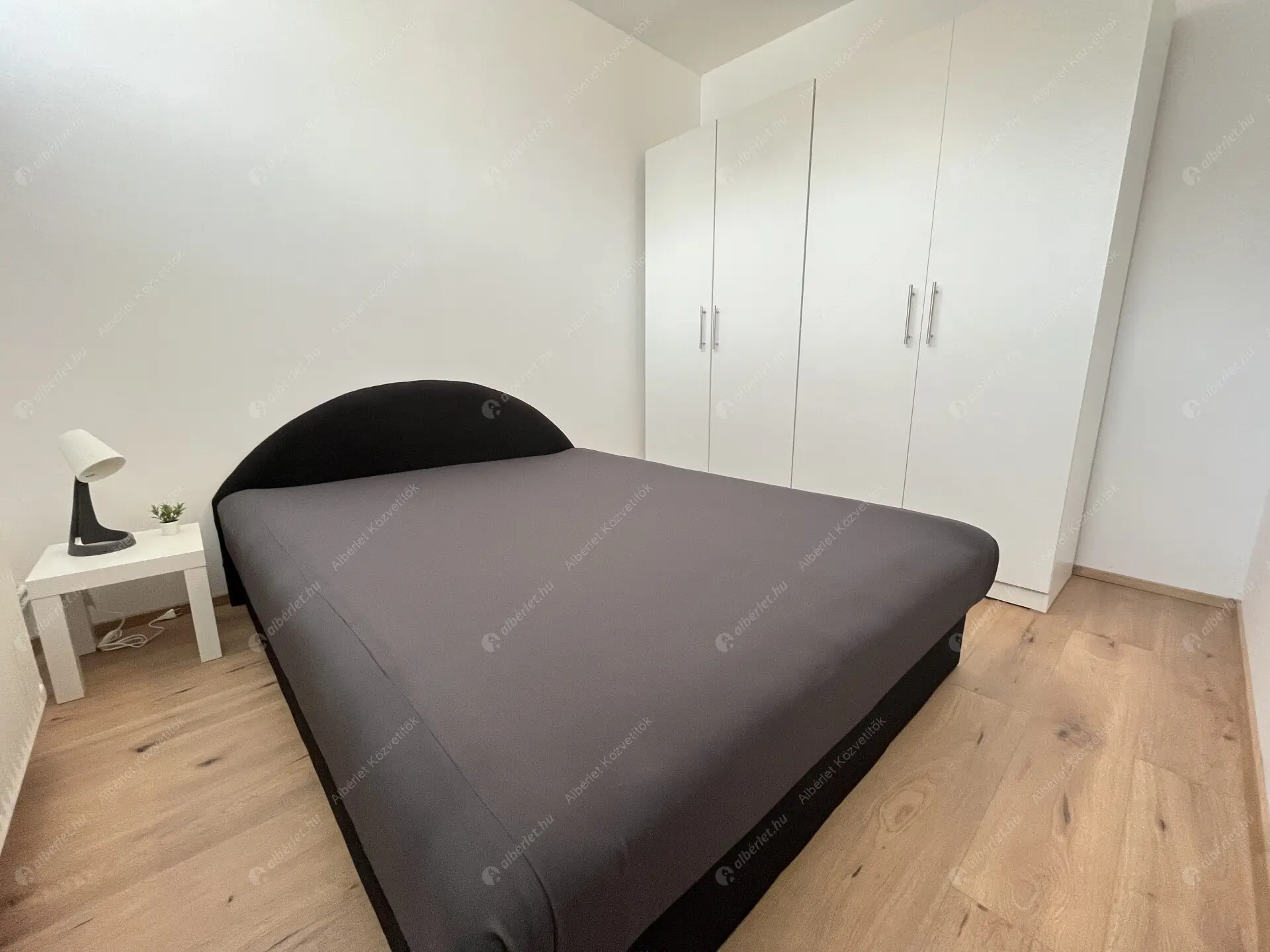 Kiadó albérlet 185000 Ft/hó áron: Budapest, X. kerület  Maglódi út. Mérete: 30 nm, 1 szobás | Alberlet.hu - 6570350