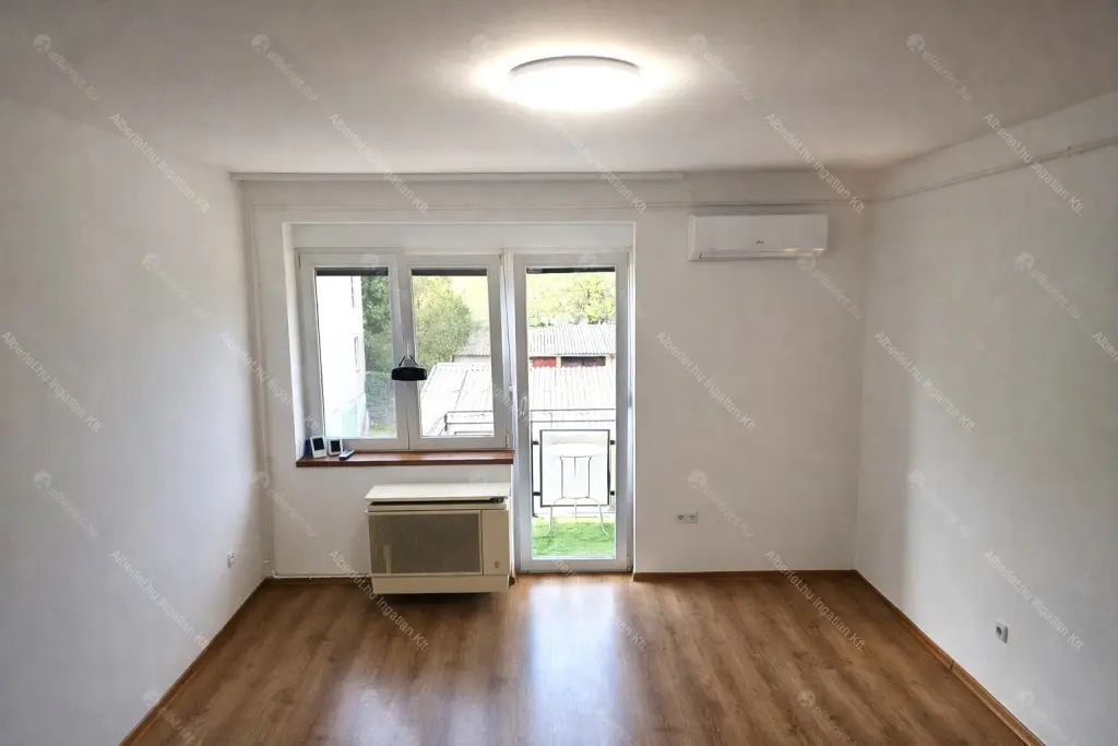 Kiadó albérlet 220000 Ft/hó áron: Budapest, X. kerület  Maglódi út. Mérete: 51 nm, 2 szobás | Alberlet.hu - 6700863