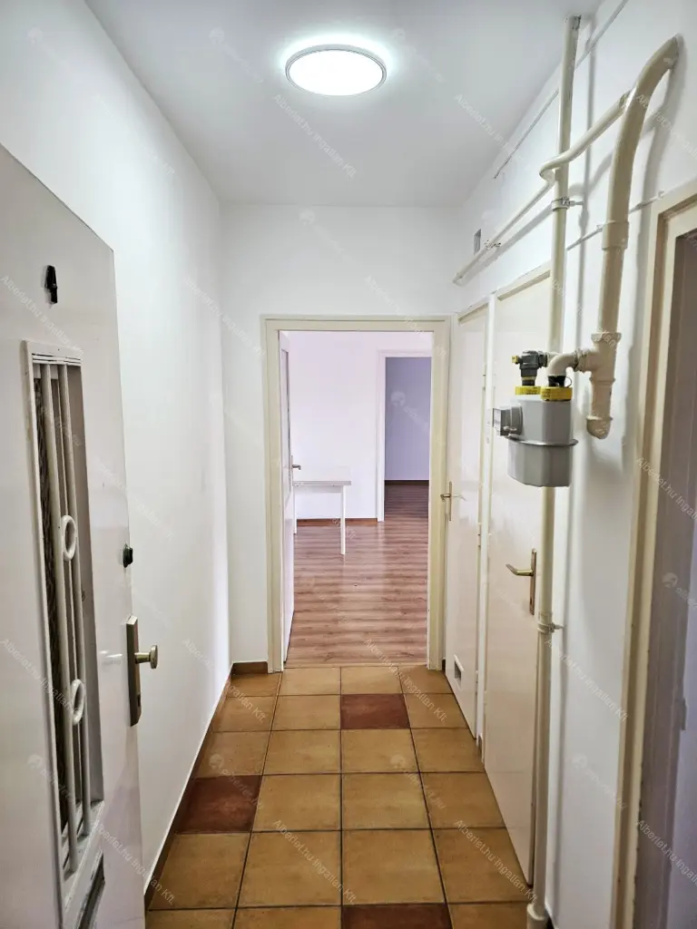 Kiadó albérlet 220000 Ft/hó áron: Budapest, X. kerület  Maglódi út. Mérete: 51 nm, 2 szobás | Alberlet.hu - 6701702