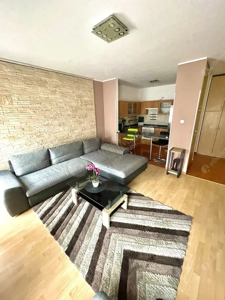 Kiadó albérlet 245000 Ft/hó áron: Budapest, X. kerület  Ónodi utca. Mérete: 52 nm, 2 szobás | Alberlet.hu - 5937265