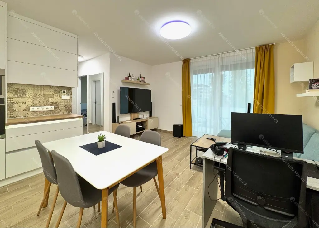 Kiadó albérlet 282000 Ft/hó áron: Budapest, X. kerület  Örs vezér tere. Mérete: 45 nm, 2 szobás | Alberlet.hu - 6659938