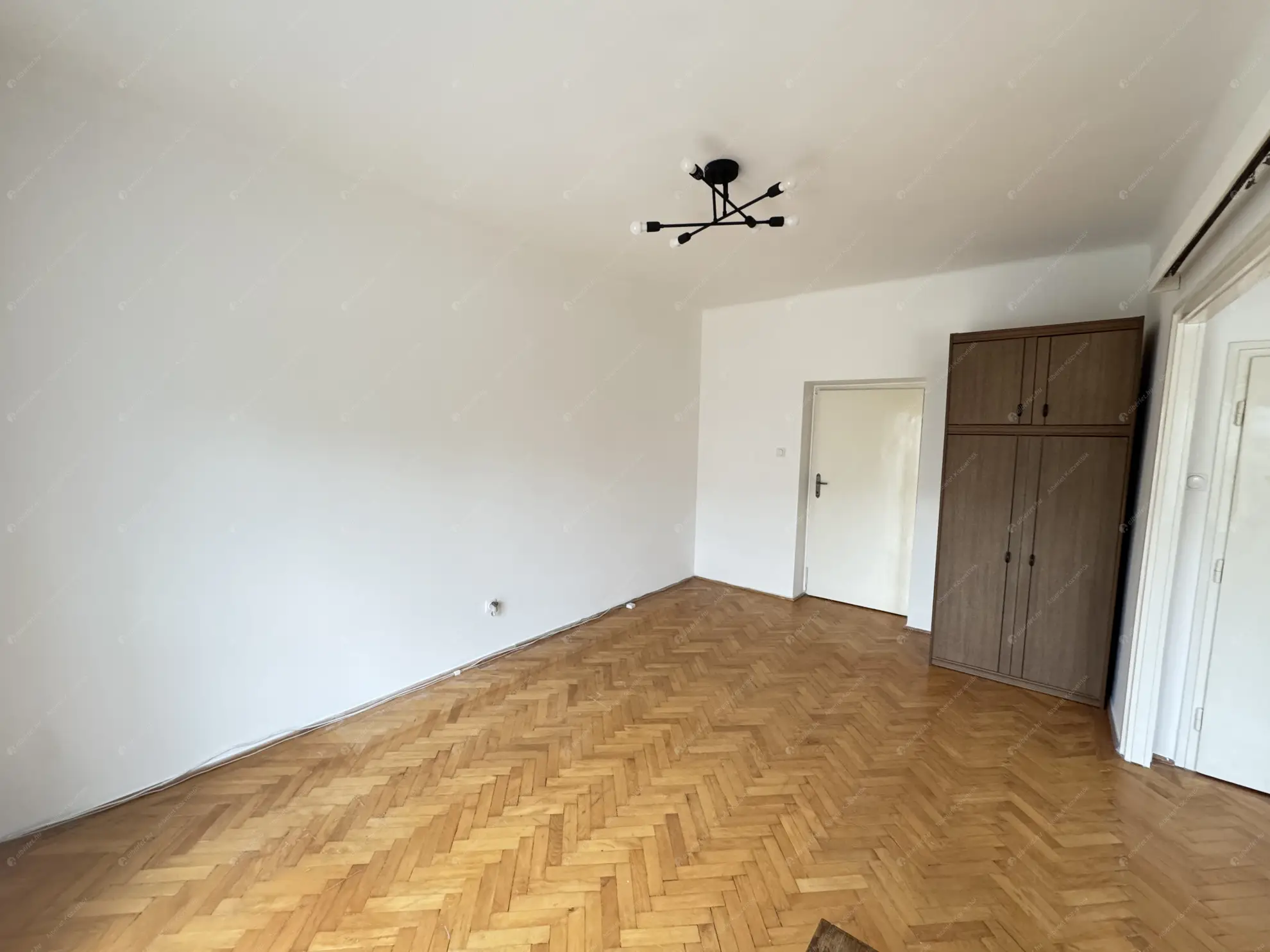 Kiadó albérlet 170000 Ft/hó áron: Budapest, X. kerület  Szárnyas utca. Mérete: 39 nm, 1 szobás | Alberlet.hu - 6551142