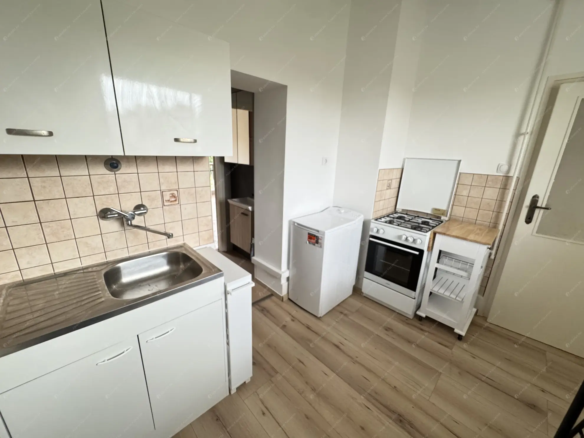 Kiadó albérlet 170000 Ft/hó áron: Budapest, X. kerület  Szárnyas utca. Mérete: 39 nm, 1 szobás | Alberlet.hu - 6551151