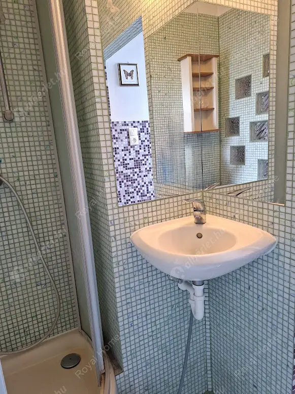 Kiadó albérlet 185000 Ft/hó áron: Budapest, X. kerület  Szőlőhegy utca. Mérete: 27 nm, 1 szobás | Alberlet.hu - 6605515