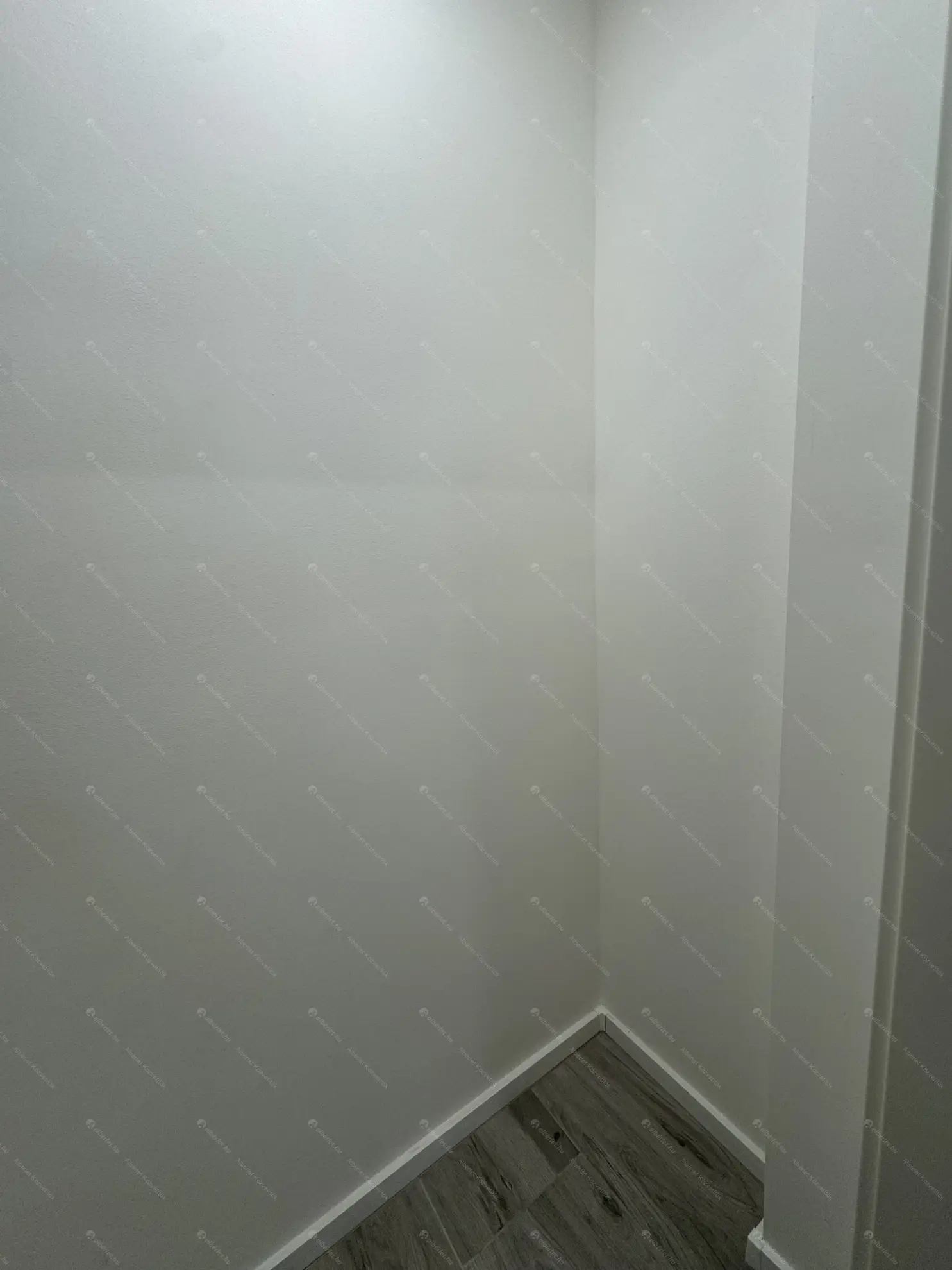 Kiadó albérlet 240000 Ft/hó áron: Budapest, X. kerület  Üllői út. Mérete: 42 nm, 1 szobás | Alberlet.hu - 6589638