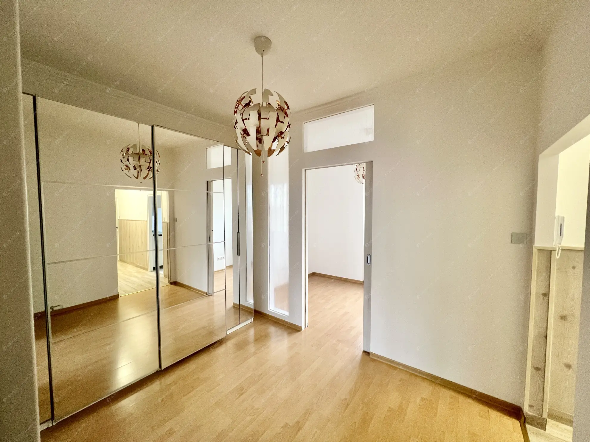 Kiadó albérlet 220000 Ft/hó áron: Budapest, X. kerület  Üllői út. Mérete: 56 nm, 1 szobás | Alberlet.hu - 6596690