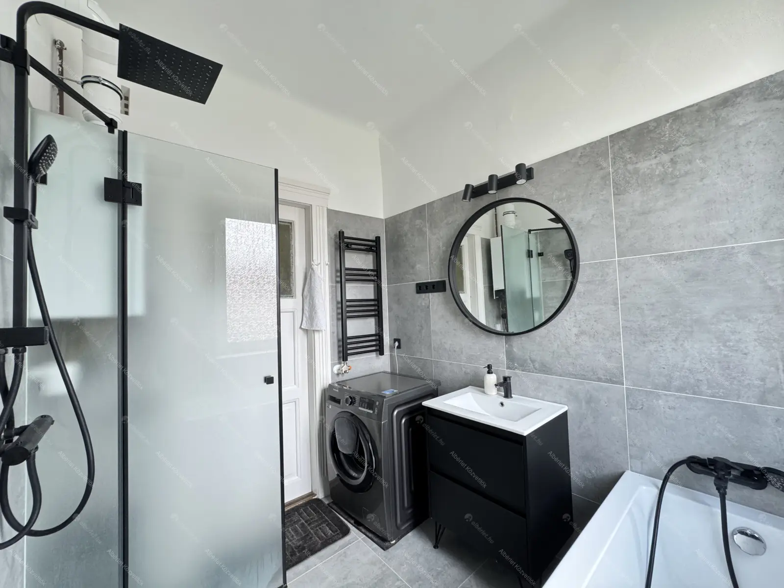 Kiadó albérlet 300000 Ft/hó áron: Budapest, X. kerület  Üllői út. Mérete: 80 nm, 3 szobás | Alberlet.hu - 6698165