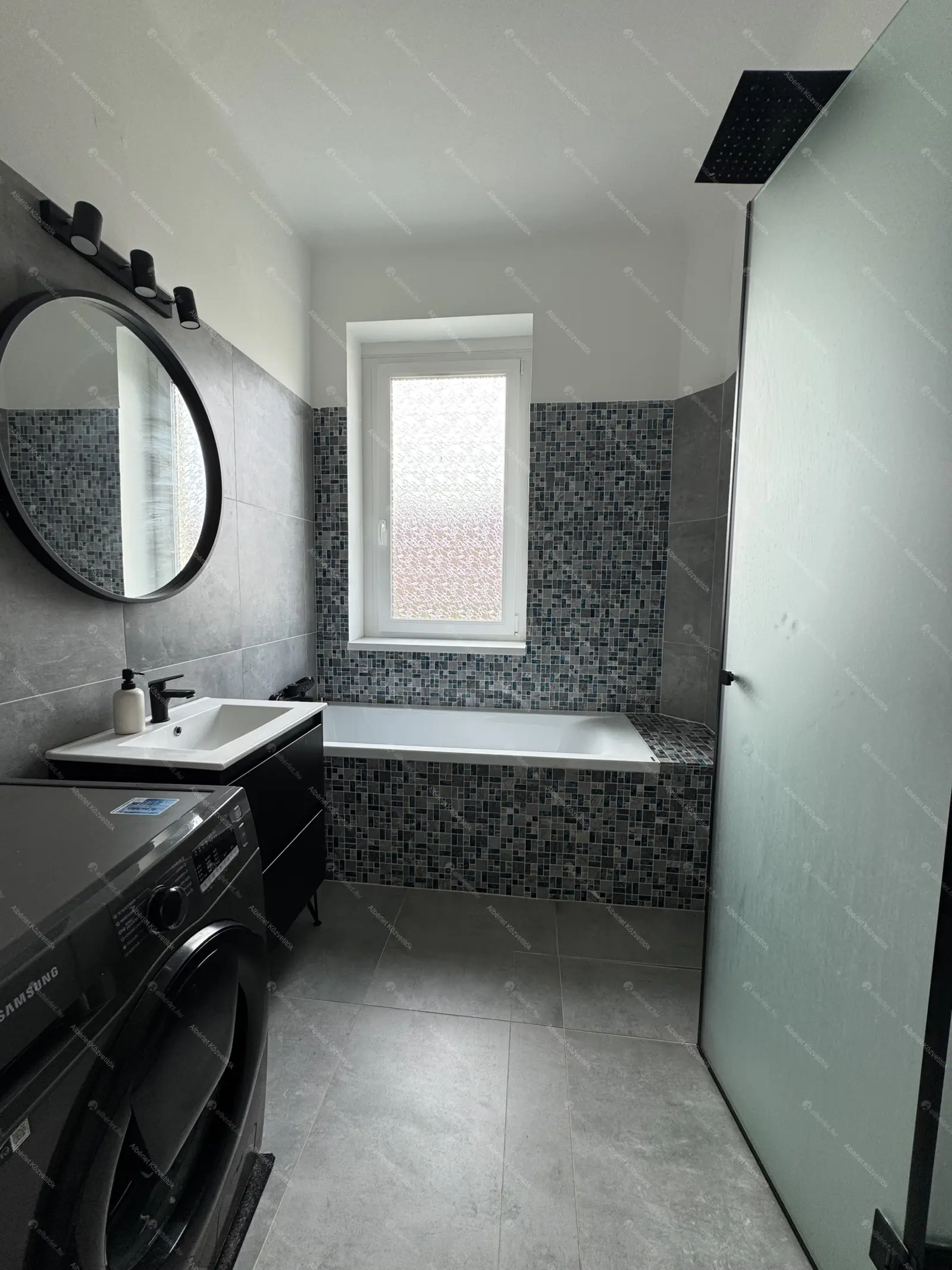 Kiadó albérlet 300000 Ft/hó áron: Budapest, X. kerület  Üllői út. Mérete: 80 nm, 3 szobás | Alberlet.hu - 6698166