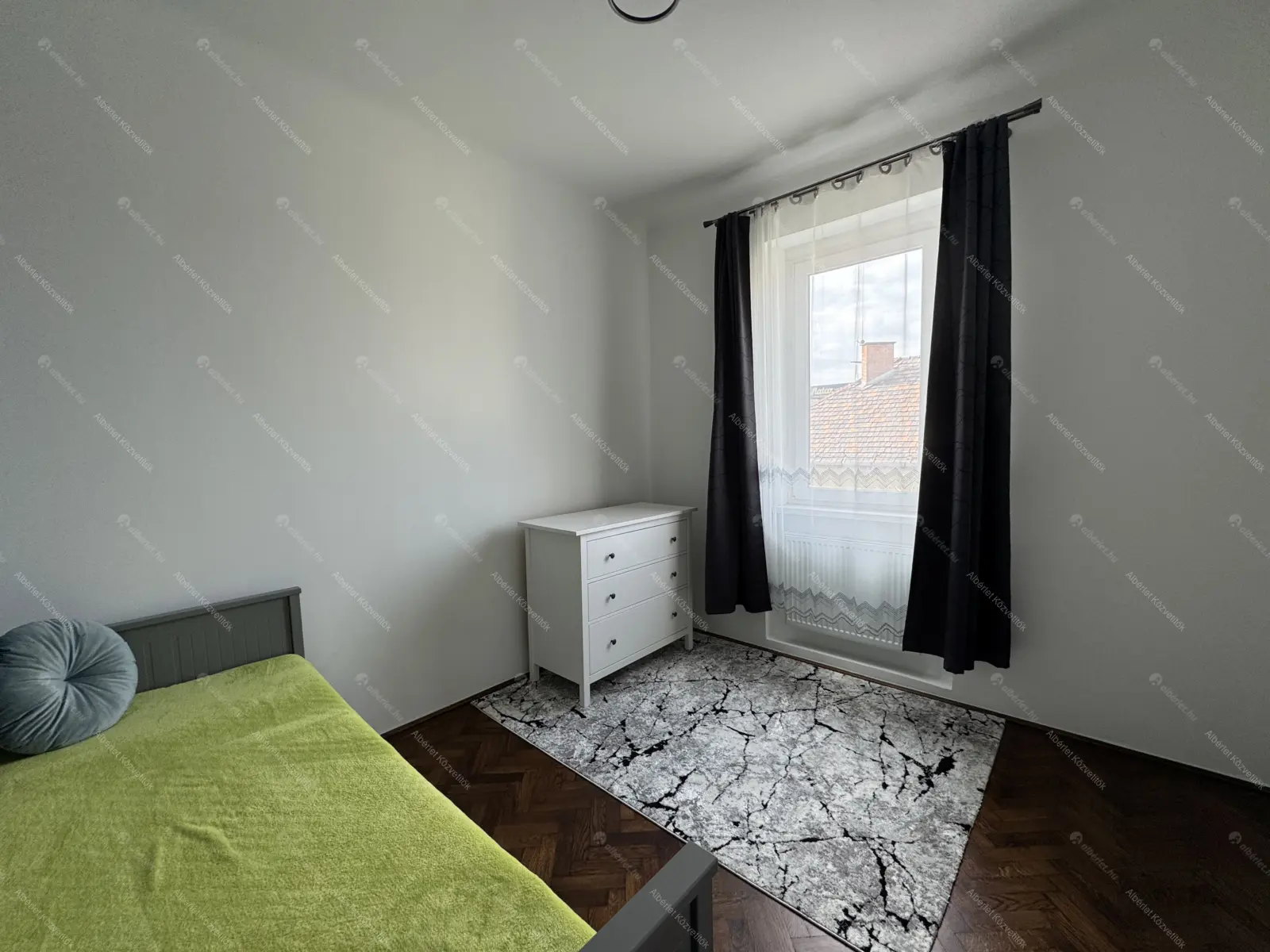 Kiadó albérlet 300000 Ft/hó áron: Budapest, X. kerület  Üllői út. Mérete: 80 nm, 3 szobás | Alberlet.hu - 6698170