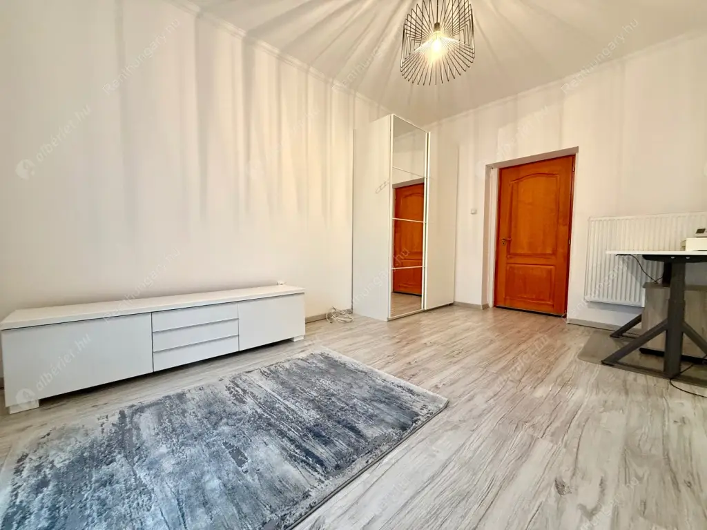 Kiadó albérlet 225000 Ft/hó áron: Budapest, X. kerület  Zágrábi utca. Mérete: 40 nm, 1 szobás | Alberlet.hu - 6593755