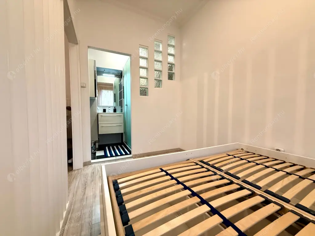 Kiadó albérlet 225000 Ft/hó áron: Budapest, X. kerület  Zágrábi utca. Mérete: 40 nm, 1 szobás | Alberlet.hu - 6593756